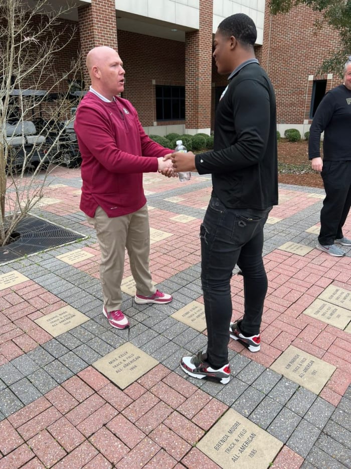 FJt31sJX0AUZg1b.jfif